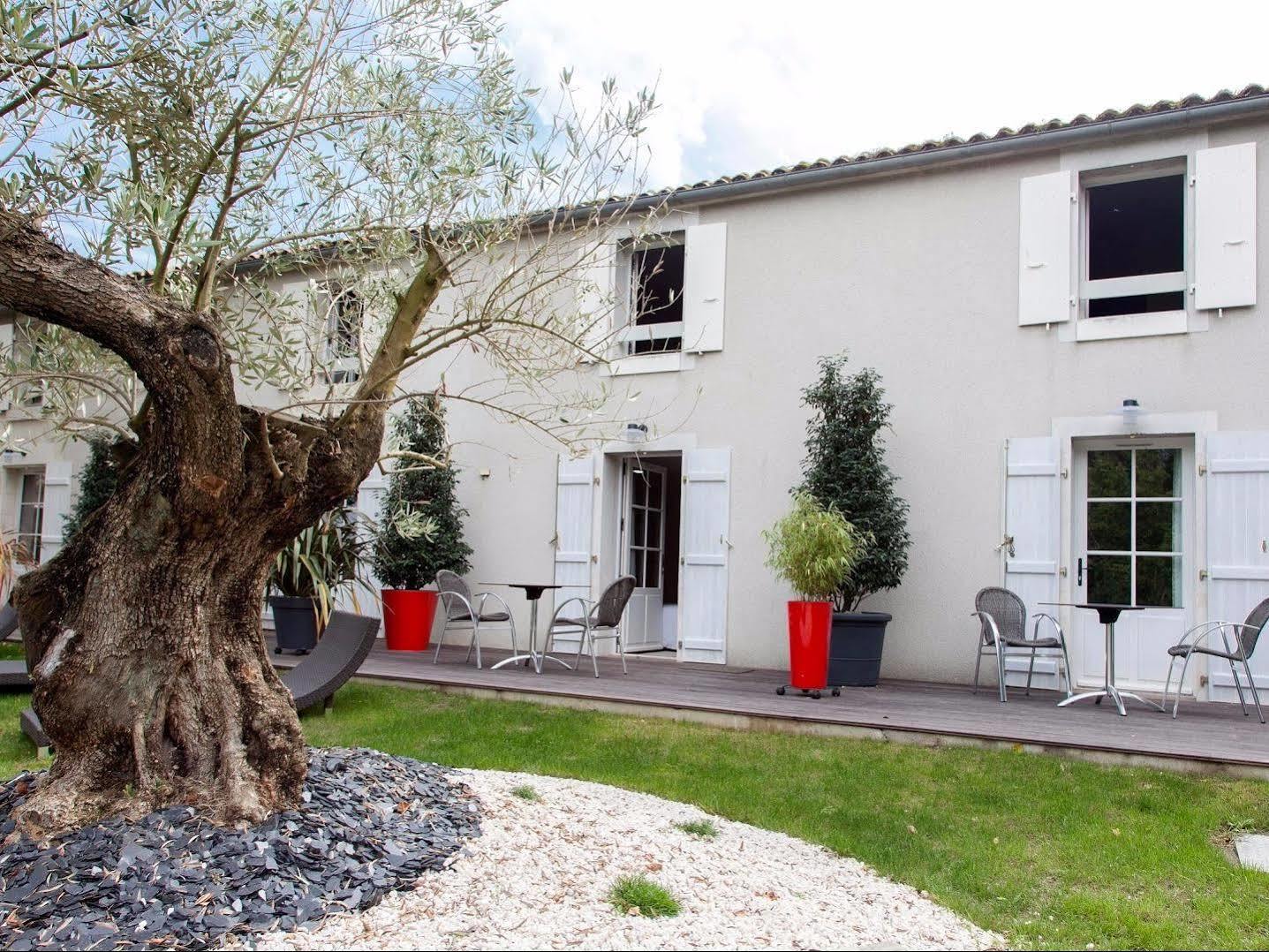 Logis Auberge De La Riviere Les Velluire-sur-Vendee Luaran gambar